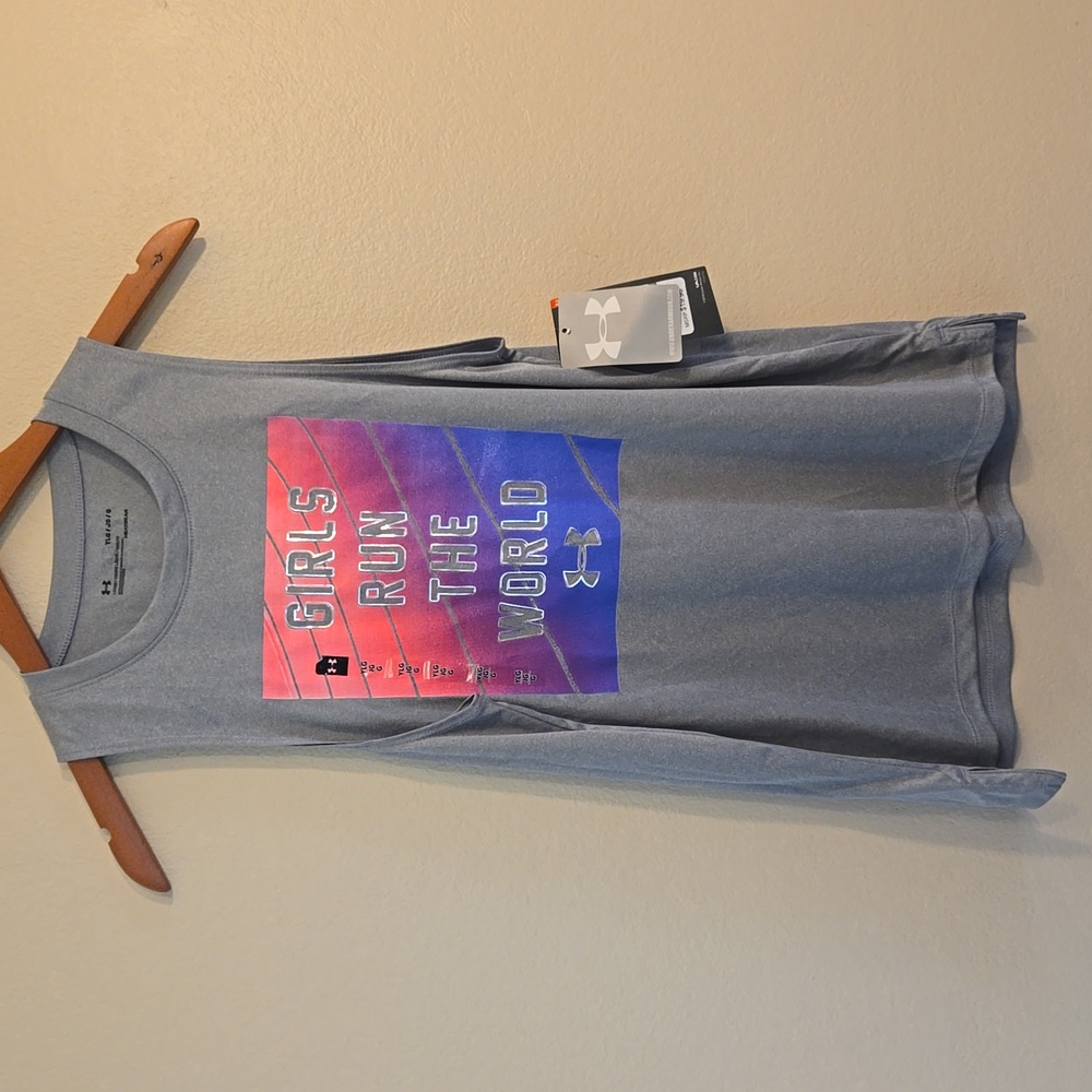 UNDER Armour Girls Run the World Tank Top